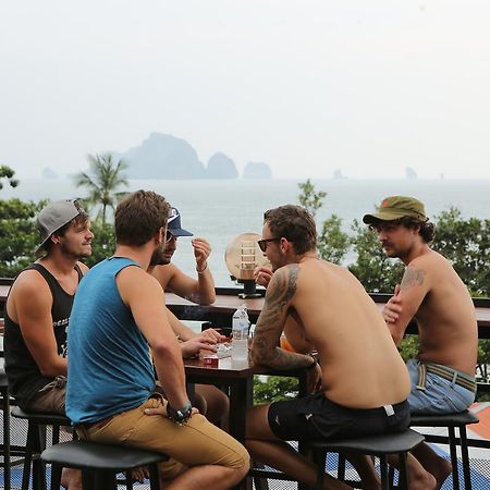 Balcony Party Hostel - 18-40 (Adults Only) Ao Nang Kültér fotó